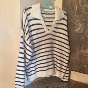 Paper Crane Black and White V-Neck Sweater